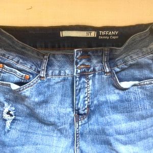 Capri shorts gently worn